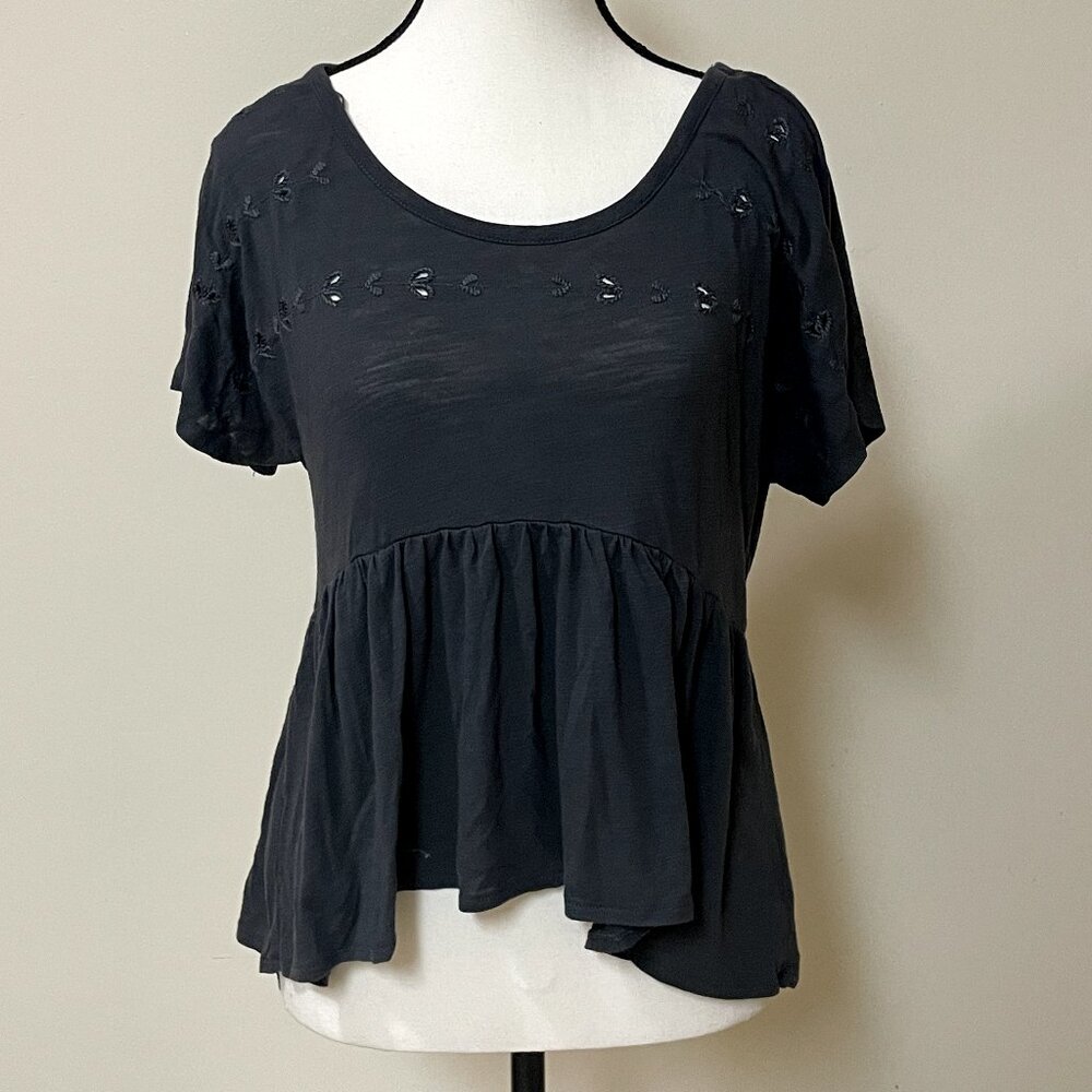 American Eagle gray peplum top